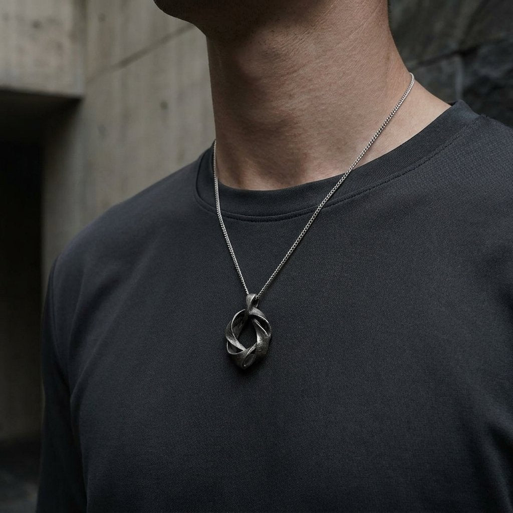 Nodus Titanium Pendant