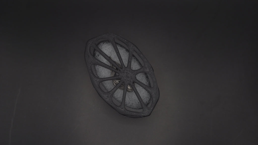 Phyllon Titanium Pendant
